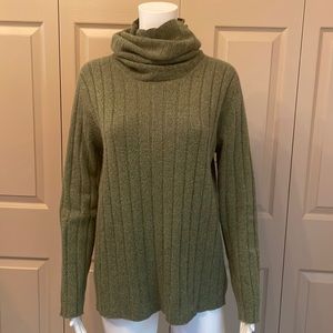 CHANEL cashmere sweater